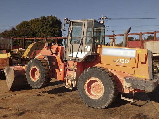 Hitachi LX130-7