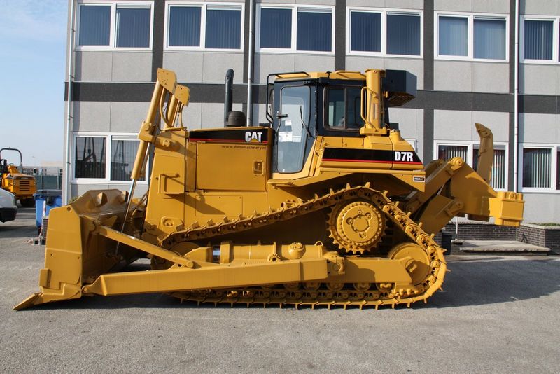 Caterpillar D7R