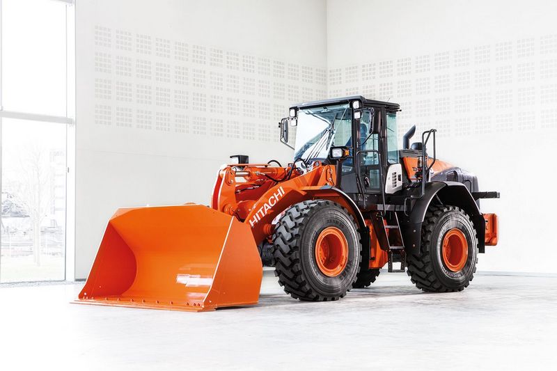Hitachi ZW220