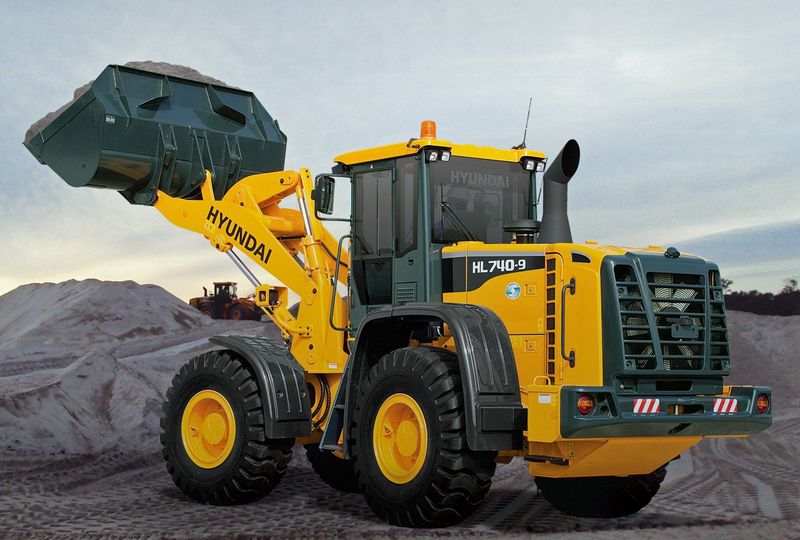 Hyundai HL740-9