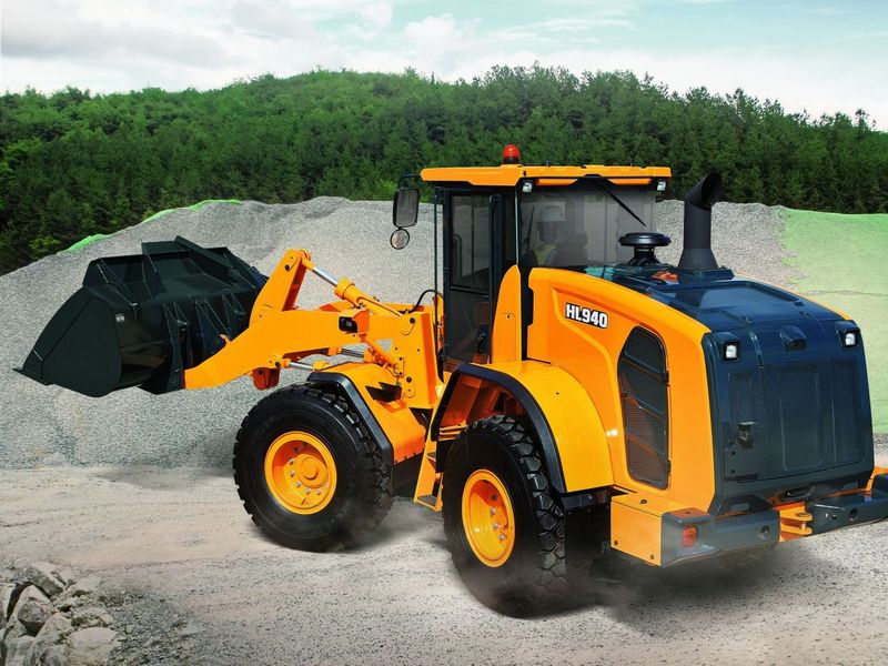 Hyundai HL940