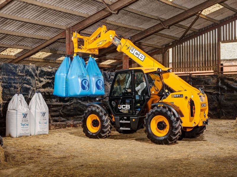 JCB 541-70