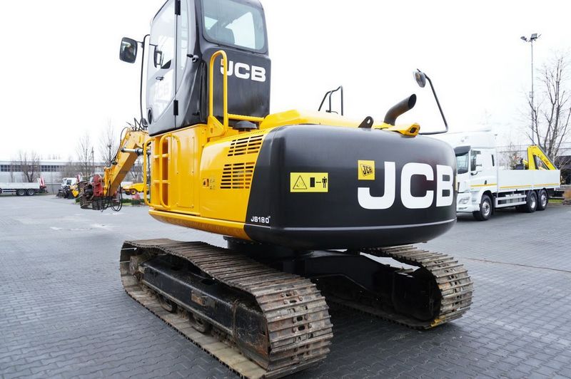 JCB JS180LC