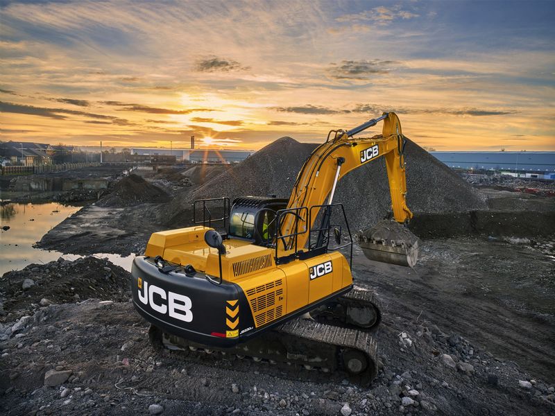JCB JS330LC