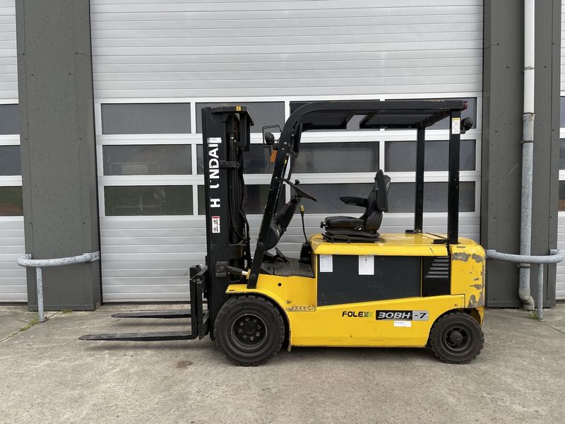Hyundai 30BH-7