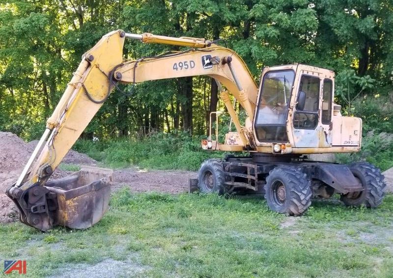 John Deere 495D