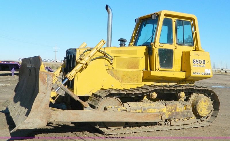 John Deere 850B