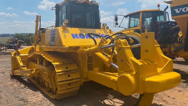 Komatsu D155AX-7