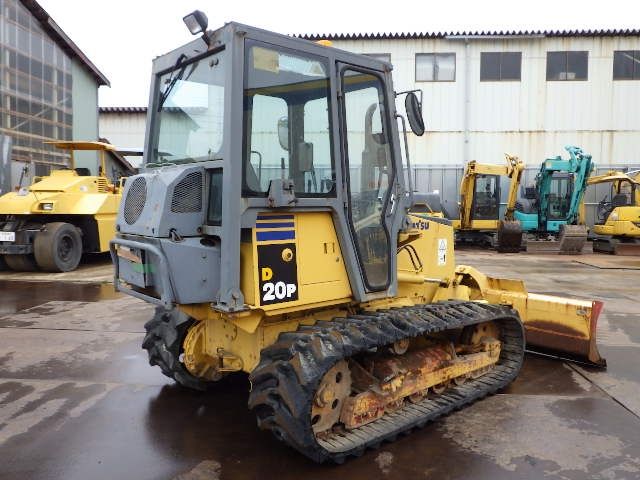 Komatsu D20P-7E
