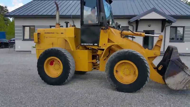 Komatsu W40