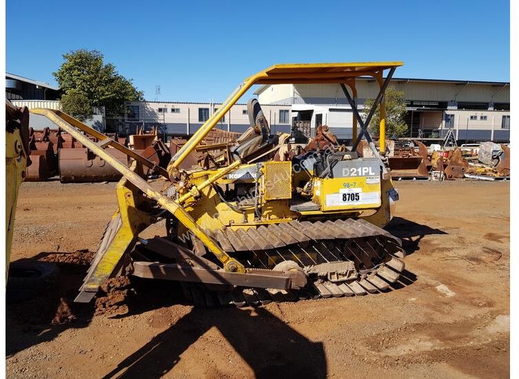 Komatsu D21PL-7