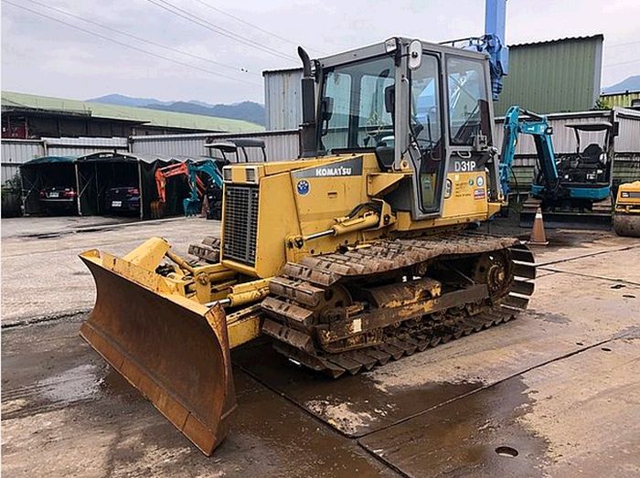 Komatsu D31P-20E