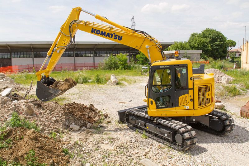 Komatsu PC138US-11