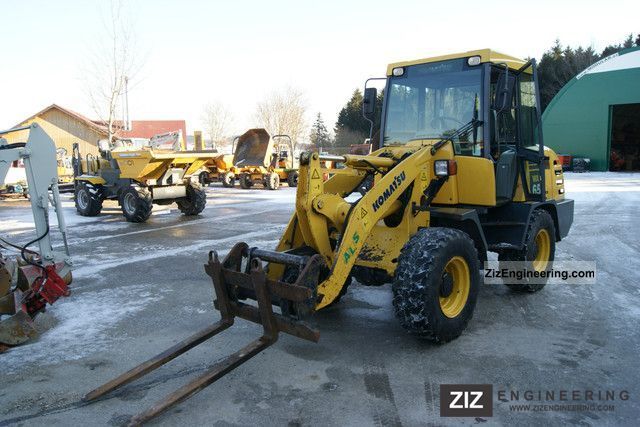 Komatsu WA65-3