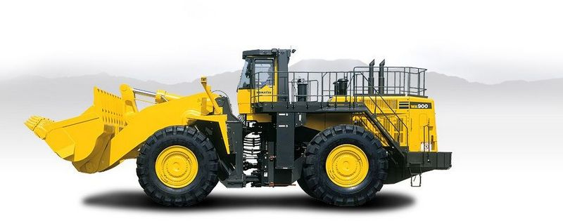 Komatsu WA900-3