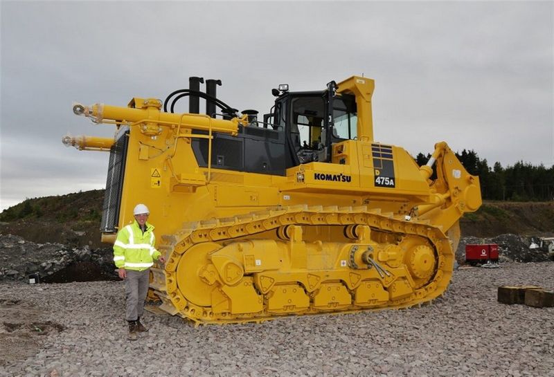 Komatsu D475A-5 Tier 2