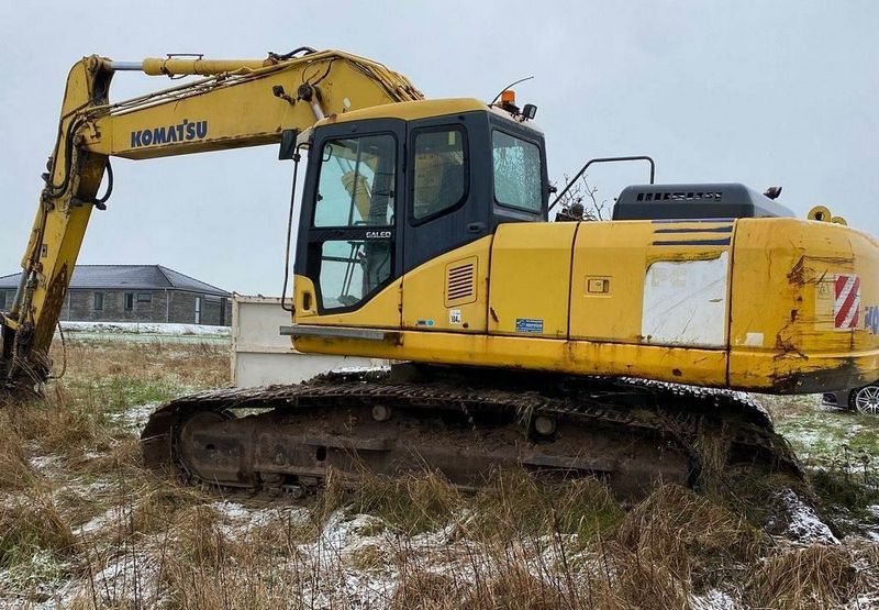 Komatsu PC240LC-7