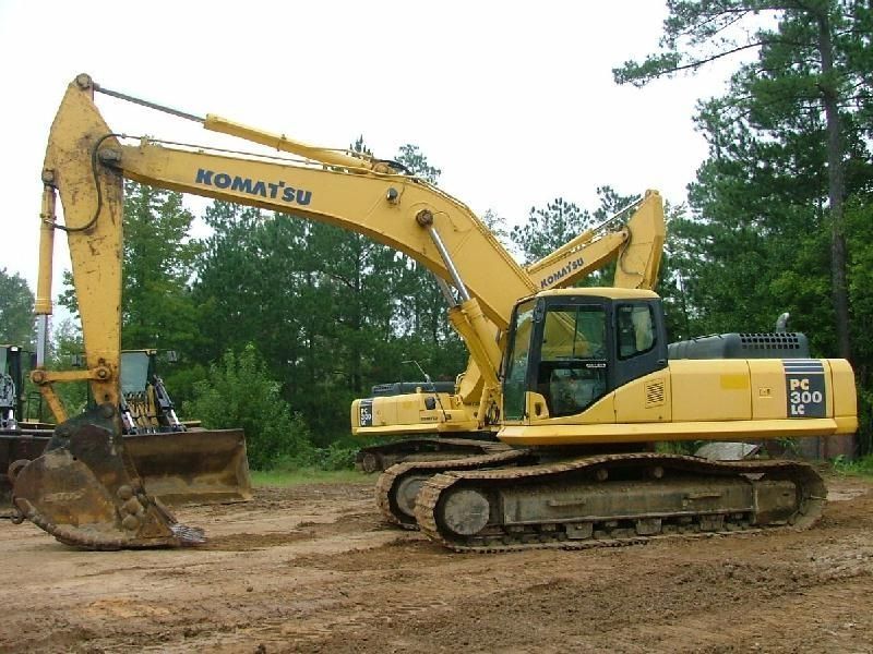 Komatsu PC300LC-7