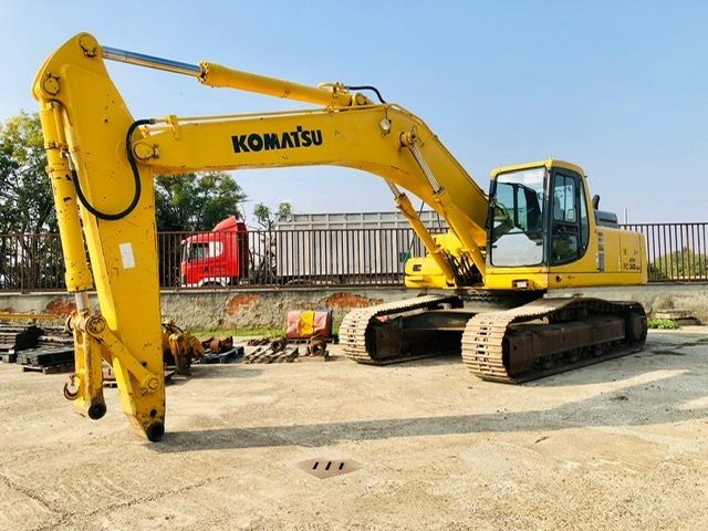 Komatsu PC340-6