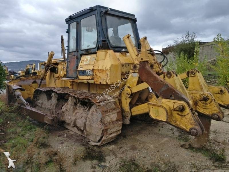 Komatsu D60A-8
