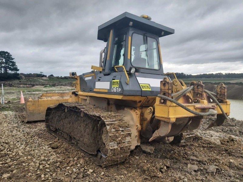 Komatsu D61P-12