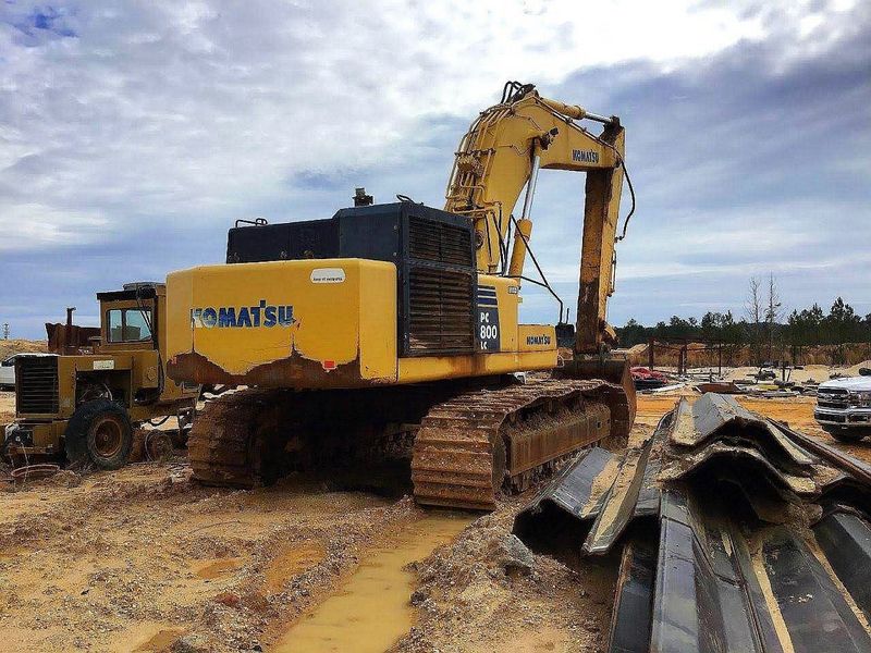 Komatsu PC800LC-8