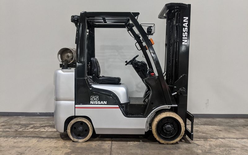 Nissan CF55