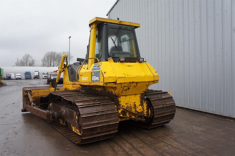 Komatsu D65PX-12