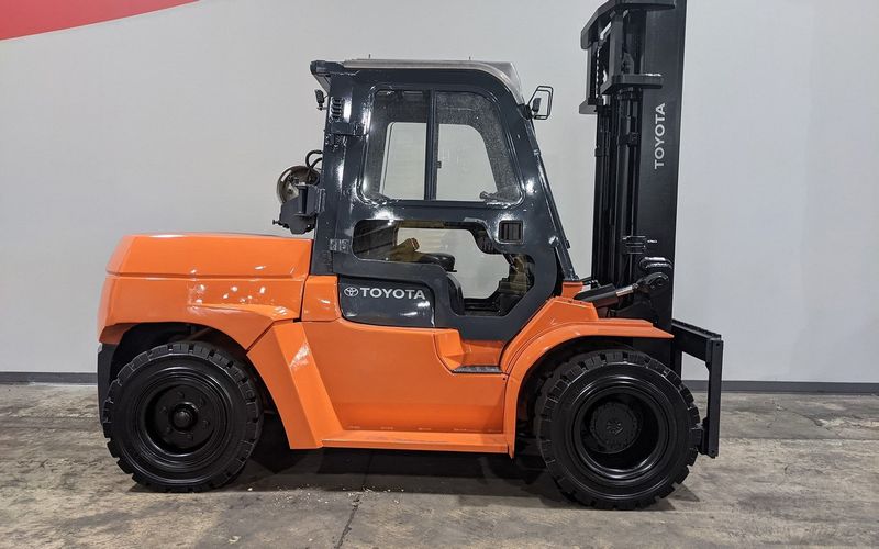 Toyota 7FGU80