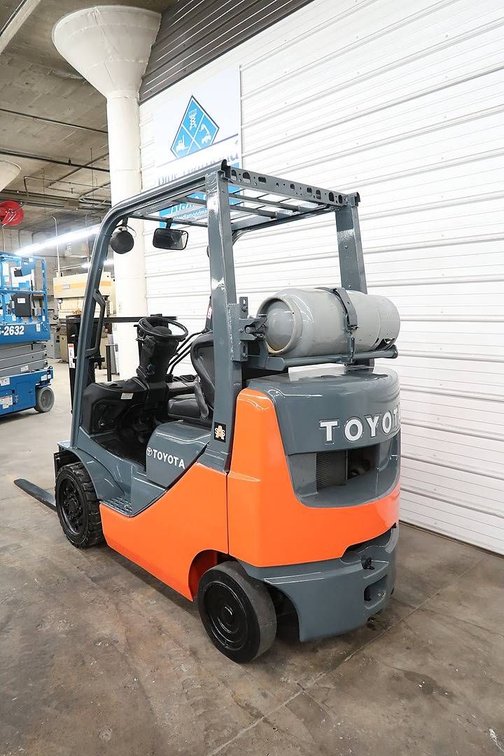 Toyota 8FGCU20