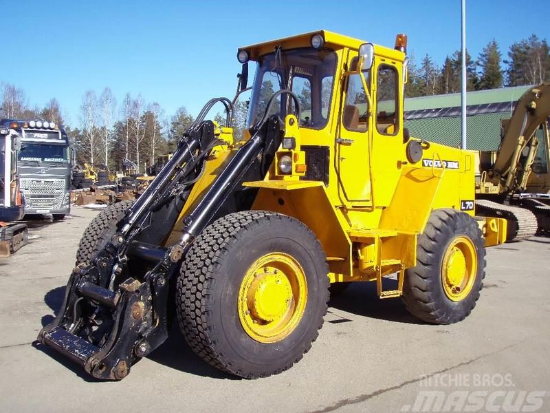 Volvo 4300