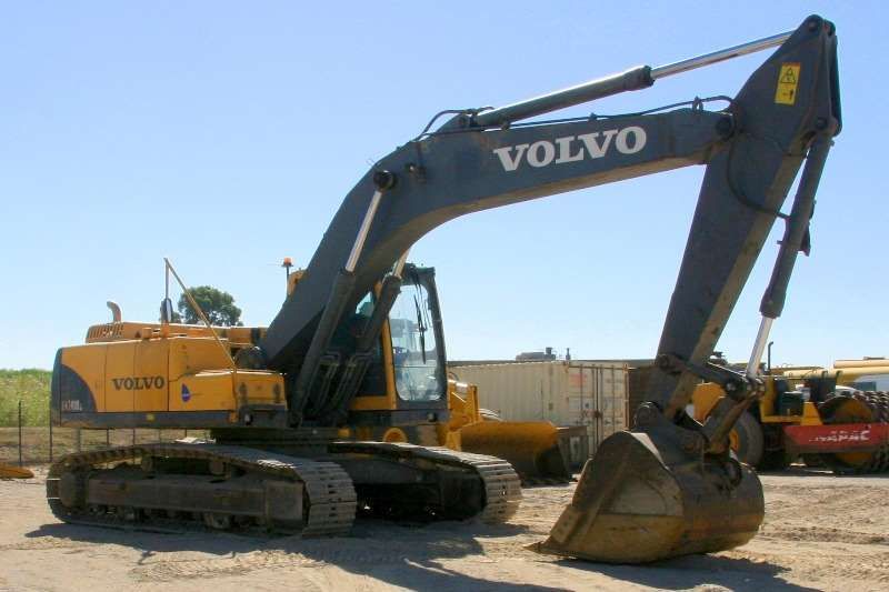 Volvo EC240B