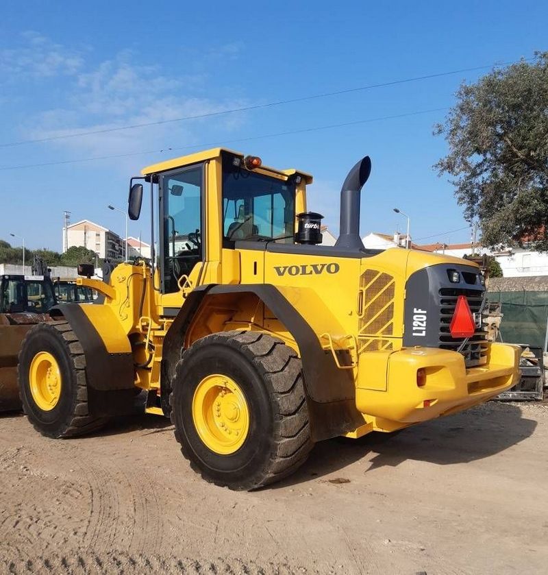 Volvo L120F