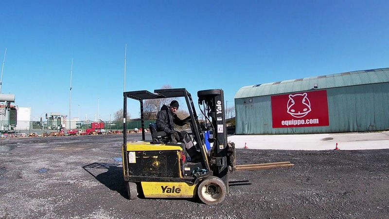Yale ERC 30 AGF (LWB)